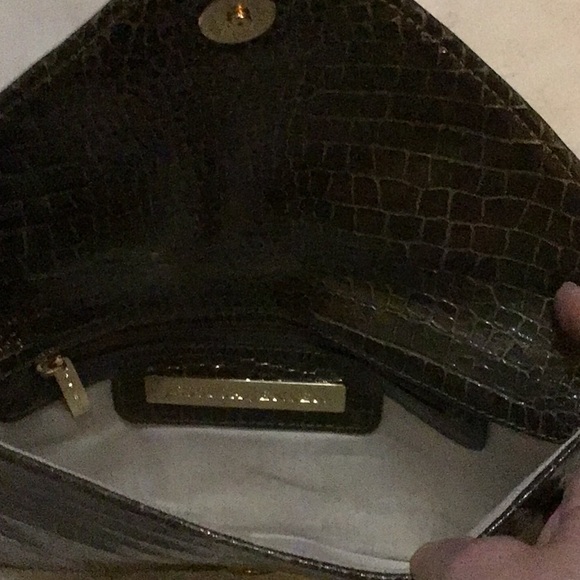 Gorgeous leather reptile print clutch. - Picture 4 of 5